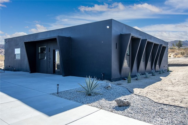 6991 Mount Lassen Avenue, Joshua Tree, California 92252, 3 Bedrooms Bedrooms, ,3 BathroomsBathrooms,Residential Lease,For Rent,6991 Mount Lassen Avenue,CRJT25013170