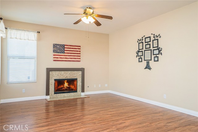 Detail Gallery Image 3 of 59 For 3296 Greystone Rd, San Bernardino,  CA 92407 - 6 Beds | 3 Baths
