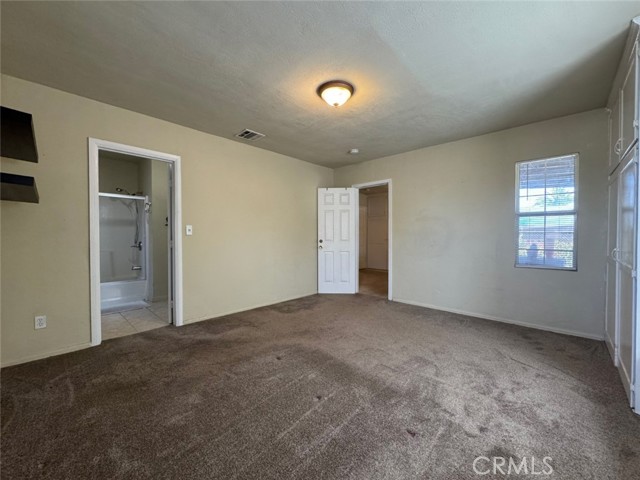 11050 Keswick Street, Sun Valley CA: https://media.crmls.org/medias/2d2c3885-c8ba-4eb0-a24c-7aab8d60bd4a.jpg