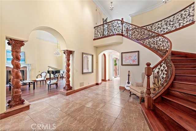 4060 Calle Isabella, San Clemente CA: https://media.crmls.org/medias/2d2c4cd3-03d7-448a-a7b8-2d55f0dbd76a.jpg