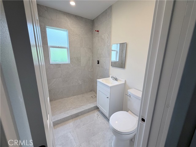 Detail Gallery Image 5 of 9 For 125 W Chestnut #202,  Glendale,  CA 91204 - 2 Beds | 1 Baths