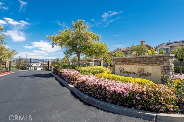 Detail Gallery Image 24 of 50 For 19540 Ellis Henry Ct, Newhall,  CA 91321 - 5 Beds | 3 Baths