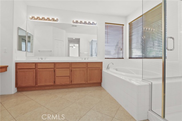 Detail Gallery Image 15 of 20 For 17384 Blue Ridge Ct, Riverside,  CA 92503 - 5 Beds | 2/2 Baths