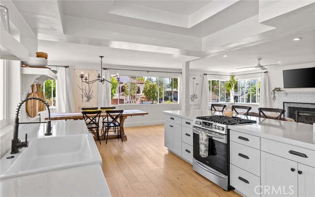 128 Esplanade, San Clemente CA: https://media.crmls.org/medias/2d301a1d-db2a-4444-8a48-0905367a753a.jpg