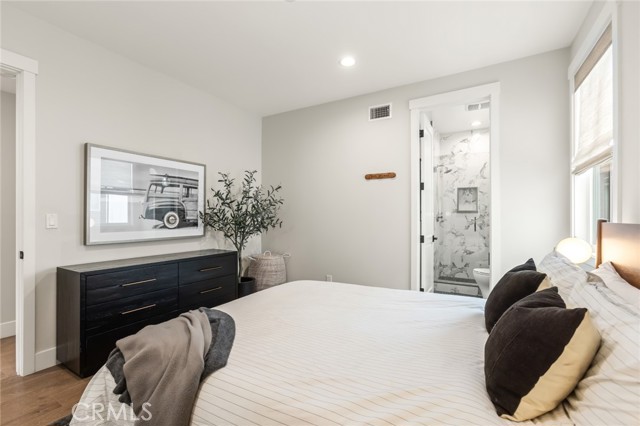 Detail Gallery Image 36 of 44 For 204 S Helberta, Redondo Beach,  CA 90277 - 4 Beds | 4 Baths