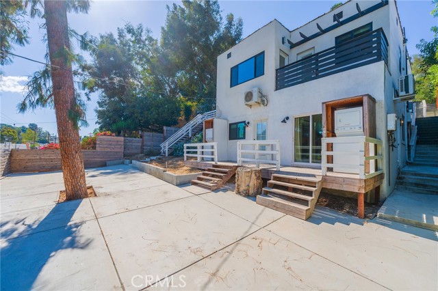 Detail Gallery Image 22 of 36 For 2495 Ivan Hill, Los Angeles,  CA 90039 - 6 Beds | 4 Baths