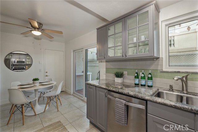 2512 Mathews Avenue, Redondo Beach, California 90278, 3 Bedrooms Bedrooms, ,2 BathroomsBathrooms,Residential,Sold,Mathews,SB23020351