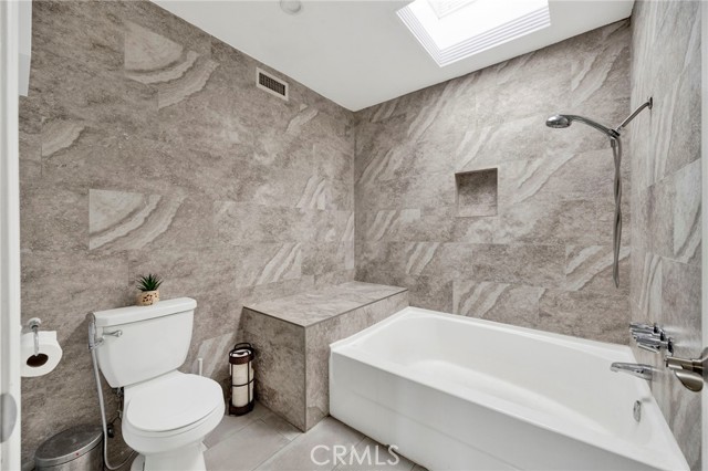 5533 Edward E Horton Lane, Encino CA: https://media.crmls.org/medias/2d31b1c9-414c-4ddd-864b-14fae9db2fa8.jpg