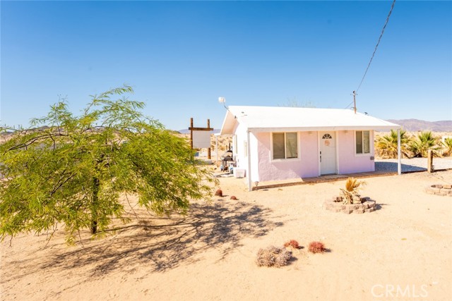 Detail Gallery Image 2 of 17 For 79780 Sherrie Ln, Twentynine Palms,  CA 92277 - 1 Beds | 1 Baths