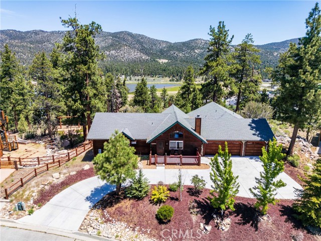 42728 Timberline Trail, Big Bear Lake CA: https://media.crmls.org/medias/2d31d193-d234-4db5-9ed2-7c213b3376ad.jpg