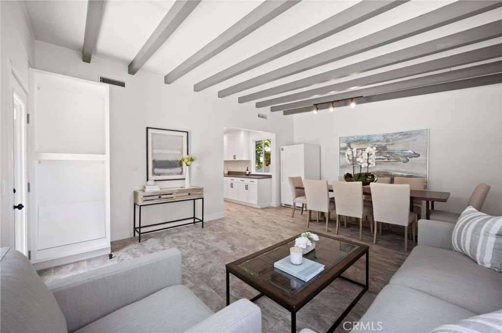 13730 Albers Street, Sherman Oaks, CA 91401
