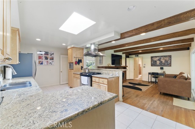 Detail Gallery Image 17 of 41 For 4482 Don Miguel Dr, Los Angeles,  CA 90008 - 2 Beds | 1/1 Baths