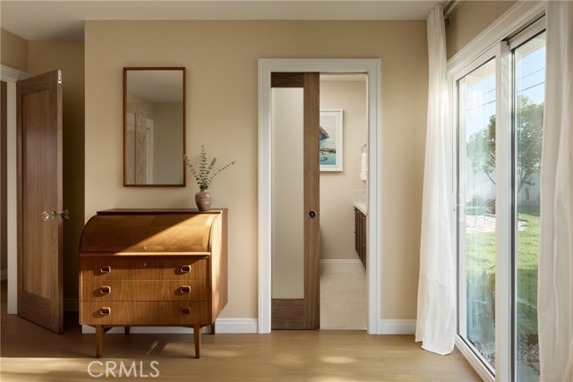 Detail Gallery Image 10 of 31 For 2957 Royal Palm Dr, Costa Mesa,  CA 92626 - 3 Beds | 2 Baths