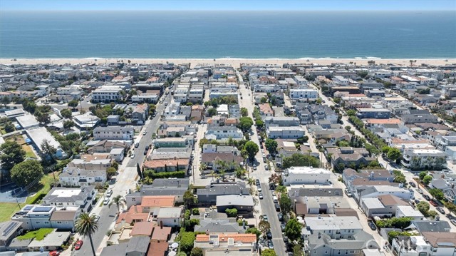 Detail Gallery Image 47 of 49 For 520 2nd St, Manhattan Beach,  CA 90266 - 4 Beds | 3 Baths