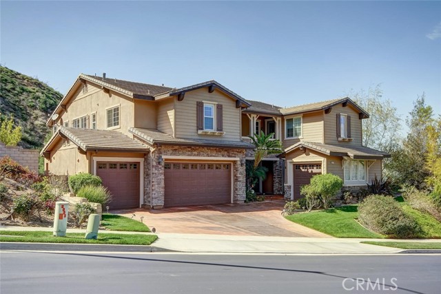 Detail Gallery Image 1 of 50 For 2372 Saltbush Cir, Corona,  CA 92882 - 5 Beds | 4/1 Baths