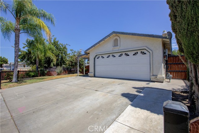 402 La Mesa Street, Merced CA: https://media.crmls.org/medias/2d3451ba-3a72-4744-be81-81635c70baf2.jpg