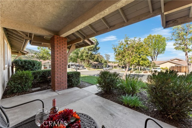 Detail Gallery Image 4 of 45 For 2022 Mirage Way, Corona,  CA 92882 - 3 Beds | 2 Baths