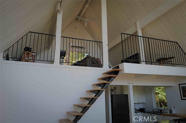 1554 Coyote Court, Big Bear City CA: https://media.crmls.org/medias/2d34916e-988b-4dbb-8e47-70541c9e9889.jpg