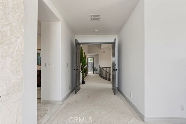 9744 Sweetwater Drive, Agua Dulce CA: https://media.crmls.org/medias/2d34ba3d-5c76-498c-a724-a8d7b558ddfc.jpg