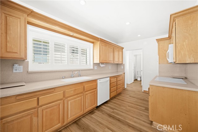 Detail Gallery Image 9 of 35 For 725 9th St #1,  Santa Monica,  CA 90402 - 3 Beds | 2 Baths