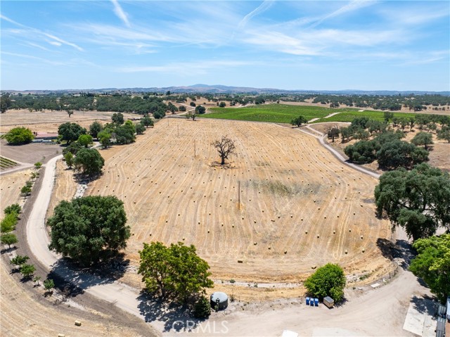 Detail Gallery Image 20 of 33 For 5275 Camp 8 Rd, Paso Robles,  CA 93446 - 12 Beds | 7/1 Baths