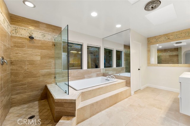 Detail Gallery Image 24 of 50 For 3696 Camino De Las Lomas, Vista,  CA 92084 - 3 Beds | 2/1 Baths