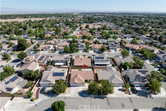2041 Kalliope Avenue, Lancaster CA: https://media.crmls.org/medias/2d36b8a3-f934-43f7-ad1f-1dca3708bb0f.jpg