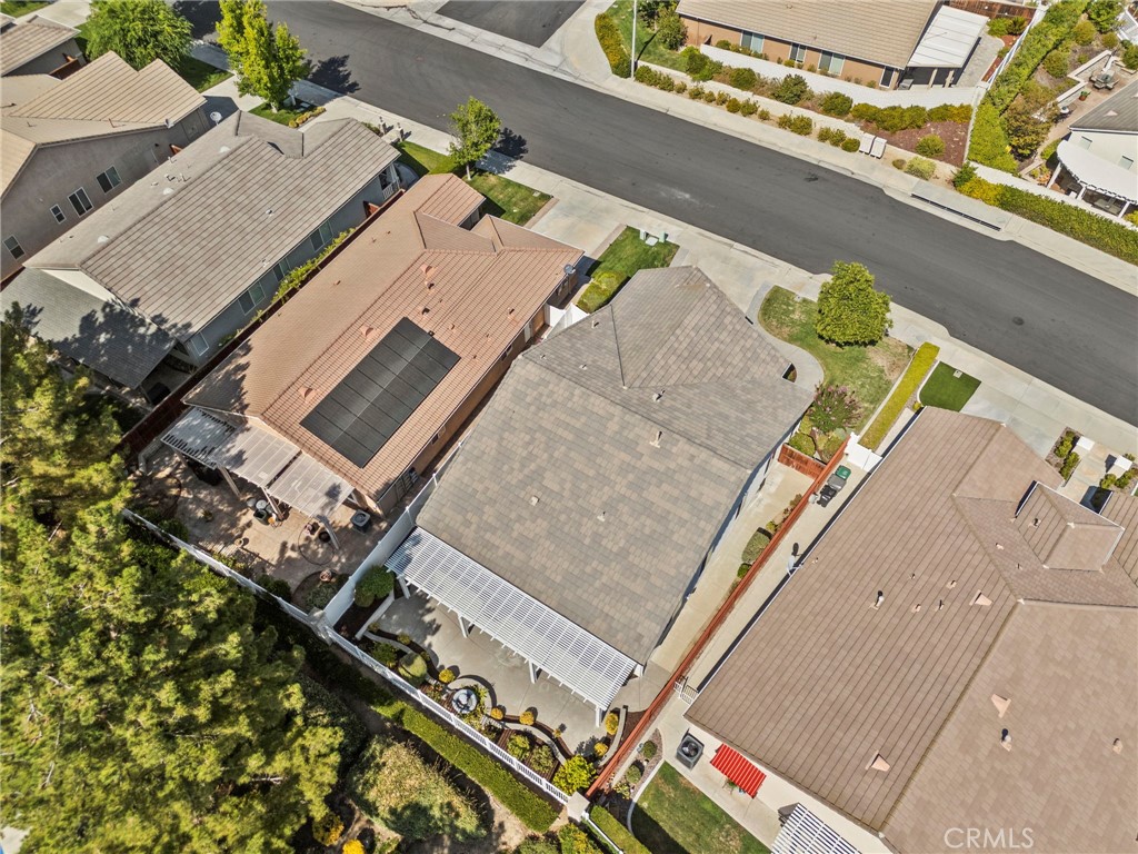 https://media.crmls.org/medias/2d36c51d-af2e-4ab3-827e-4d61744c0d0b.jpg?preset=X-Large
