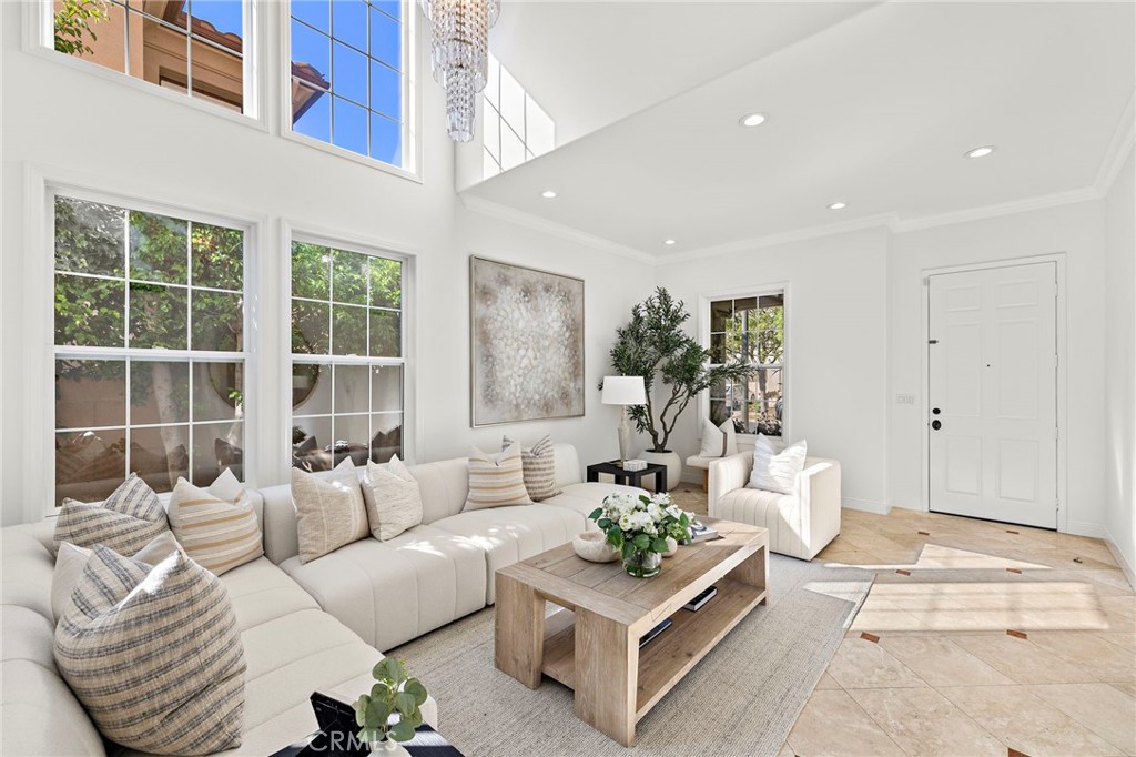 MLS #OC25257856 image #6