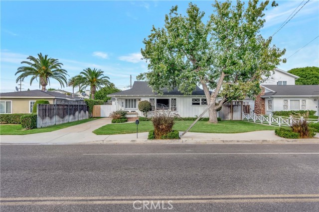 212 E 19Th St, Costa Mesa, CA 92627