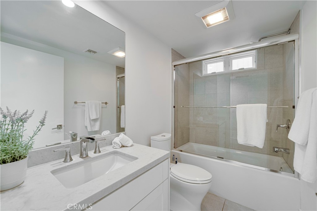 MLS #OC25248780 image #21