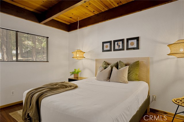 28645 Shenandoah Drive, Lake Arrowhead CA: https://media.crmls.org/medias/2d37a008-255d-46c2-a0ea-2917a6afaf29.jpg