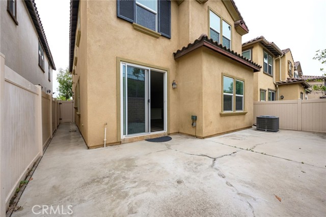 893 Harvest Avenue, Upland CA: https://media.crmls.org/medias/2d3a4434-3ea5-4363-b07f-8a2e0e577a92.jpg