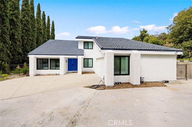 3310 Punta Del Este Drive, Hacienda Heights CA: https://media.crmls.org/medias/2d3a70eb-46dd-441c-8b0e-152b11cad3ef.jpg
