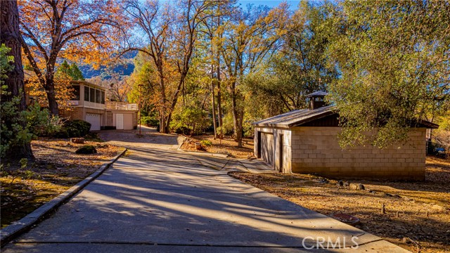 Detail Gallery Image 61 of 62 For 48895 Rock Point Rd, Oakhurst,  CA 93644 - 3 Beds | 4 Baths