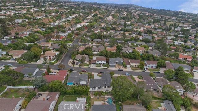 7010 Hedgewood Drive, Rancho Palos Verdes, California 90275, 5 Bedrooms Bedrooms, ,2 BathroomsBathrooms,Residential,Sold,Hedgewood,SB22140578