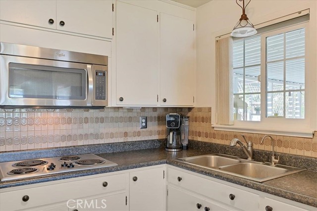 1986 14th Street, Olivehurst CA: https://media.crmls.org/medias/2d3b5b88-d1a4-45a7-a248-95671f5cc9d0.jpg