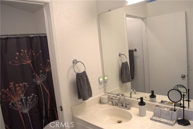 Detail Gallery Image 11 of 18 For 13598 W Nolina, Hesperia,  CA 92344 - 4 Beds | 2 Baths