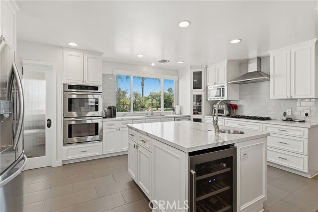 23365 Calvert Street photo 17