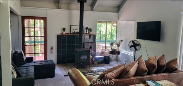 Detail Gallery Image 13 of 16 For 26491 Fernrock Rd, Twin Peaks,  CA 92391 - 3 Beds | 2 Baths