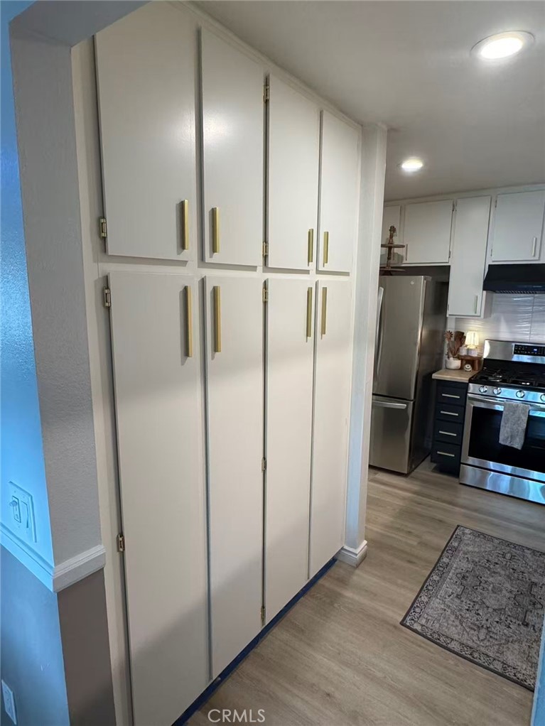 MLS #OC25280877 image #4