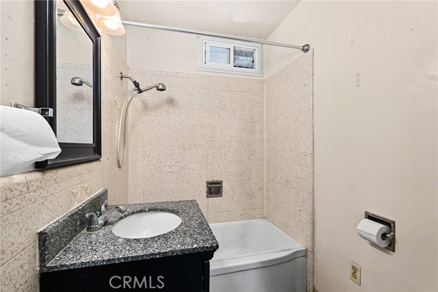 752 E 6th Street, Chico CA: https://media.crmls.org/medias/2d3ccdab-5614-441f-89e3-5d65a8994359.jpg