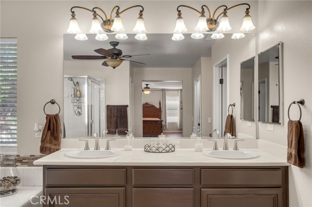 Detail Gallery Image 38 of 74 For 40071 via Espana, Murrieta,  CA 92562 - 5 Beds | 3 Baths