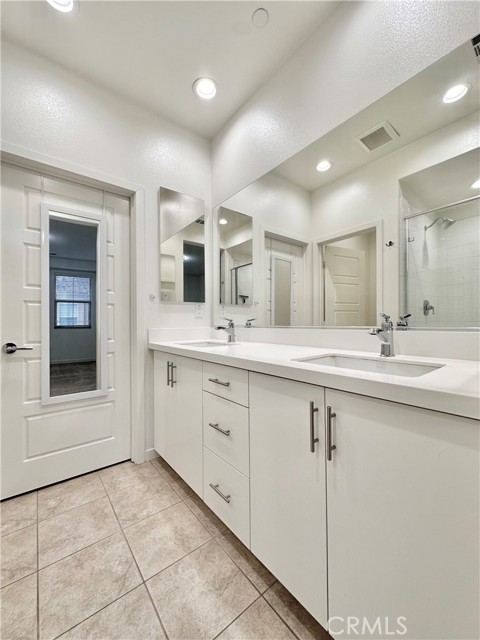 Detail Gallery Image 16 of 29 For 21042 Cornerstone, Walnut,  CA 91789 - 4 Beds | 3/1 Baths