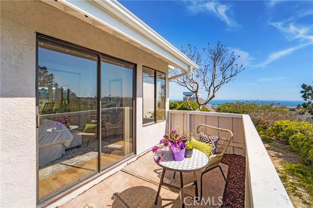 Detail Gallery Image 11 of 29 For 24642 Sunrise Ct, Dana Point,  CA 92629 - 2 Beds | 2 Baths