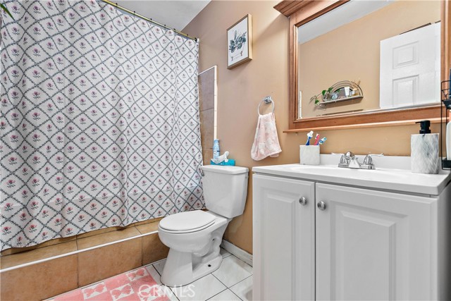 Detail Gallery Image 10 of 23 For 1820 Marine St, Santa Ana,  CA 92704 - 3 Beds | 1/1 Baths