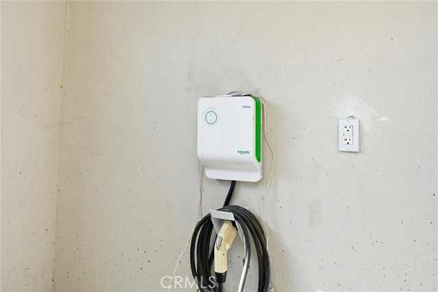 Detail Gallery Image 28 of 35 For 18168 Deer Hill Rd, Hidden Valley Lake,  CA 95467 - 3 Beds | 2 Baths