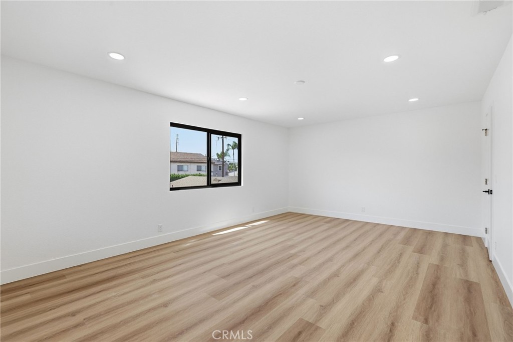 MLS #OC26076476 image #22