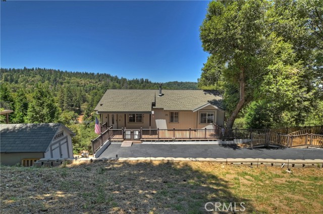 Detail Gallery Image 3 of 43 For 152 Pine Ridge Rd, Crestline,  CA 92325 - 3 Beds | 2 Baths