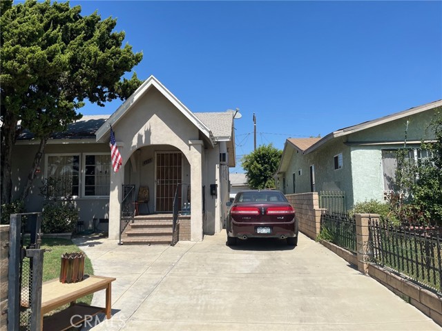 Detail Gallery Image 2 of 8 For 4927 E 60th Pl, Maywood,  CA 90270 - 2 Beds | 1 Baths